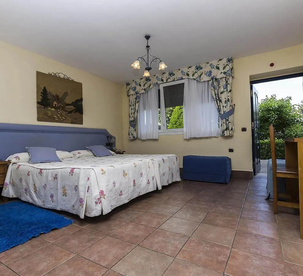 Hotel Ermintxo Ea 0*,